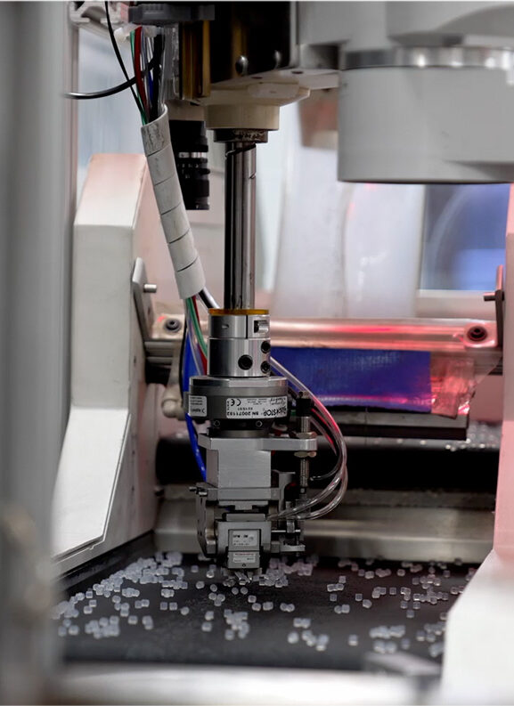 Molding machine